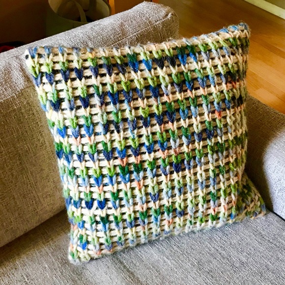 2 Loloi Frontgate Wool Accent Throw Pillow Covers - Picture 3 of 7